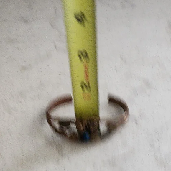 Vintage copper & brass floral cuff bracelet with blue turquoise stone - Picture 7 of 9